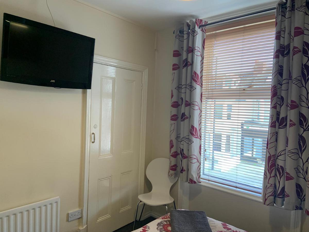 Melrose Guest House Whitley Bay Esterno foto