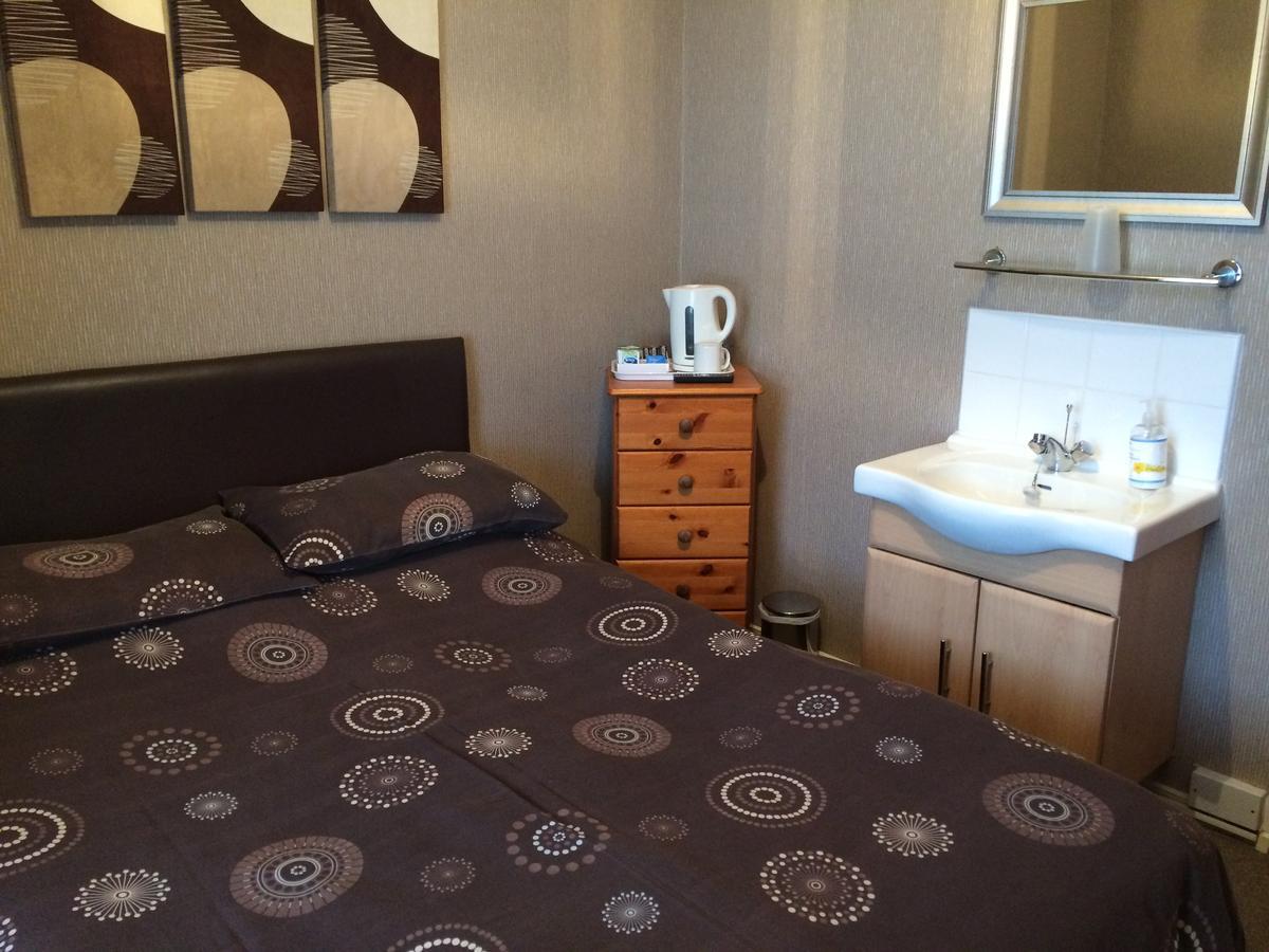 Melrose Guest House Whitley Bay Esterno foto
