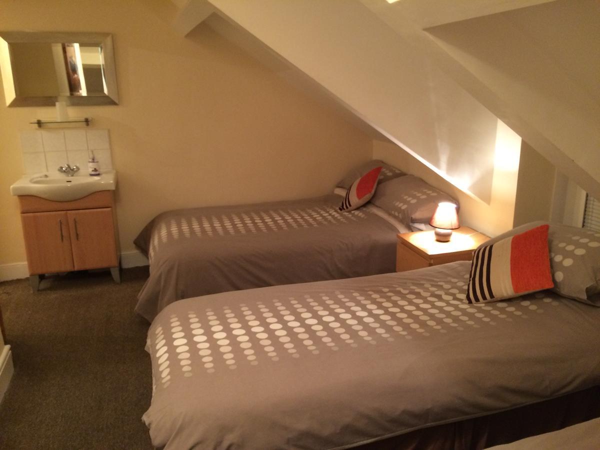 Melrose Guest House Whitley Bay Esterno foto
